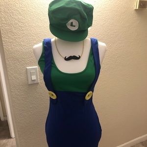 Women’s Luigi Halloween Costume